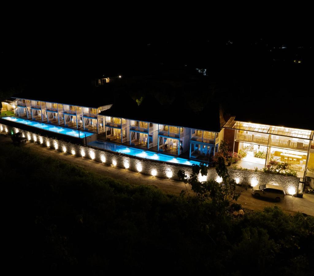 Mambo Hill Resort Ped Экстерьер фото